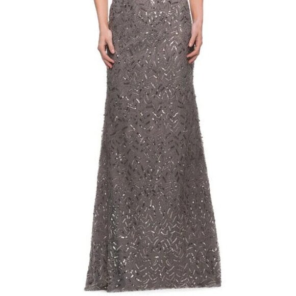 La Femme Silver Sequin Short Sleeve Beaded Sequin Sheath Gown - Picture 2 of 5